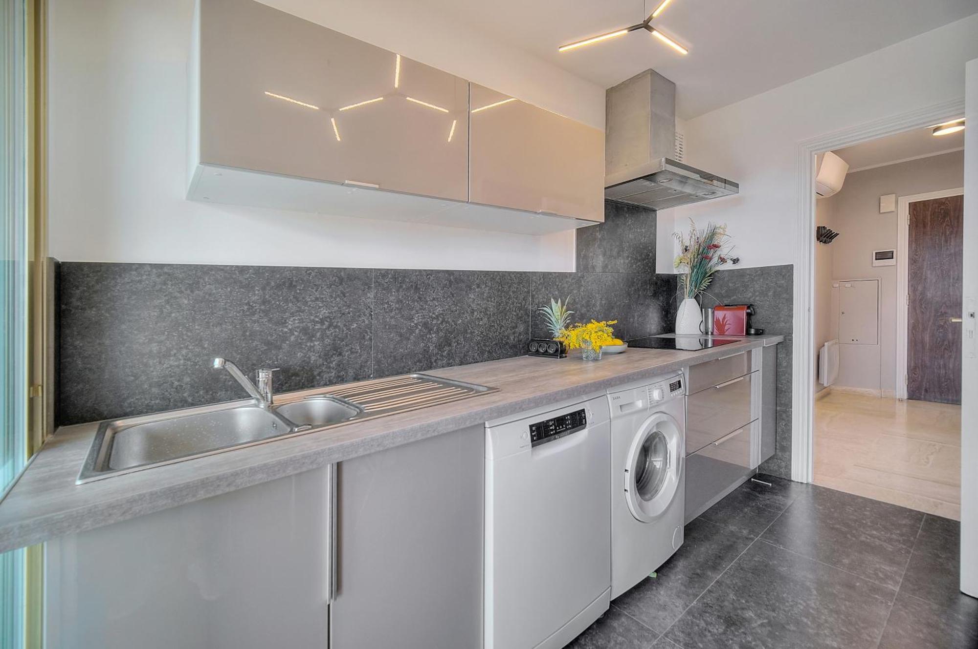 Serenity By The Sea 180 Degrees Sea View And Pool Appartement *