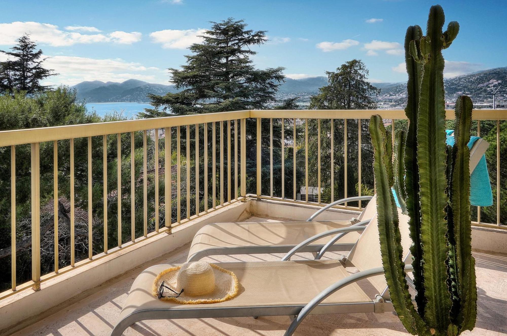 Serenity By The Sea 180 Degrees Sea View And Pool Apartamento Cannes